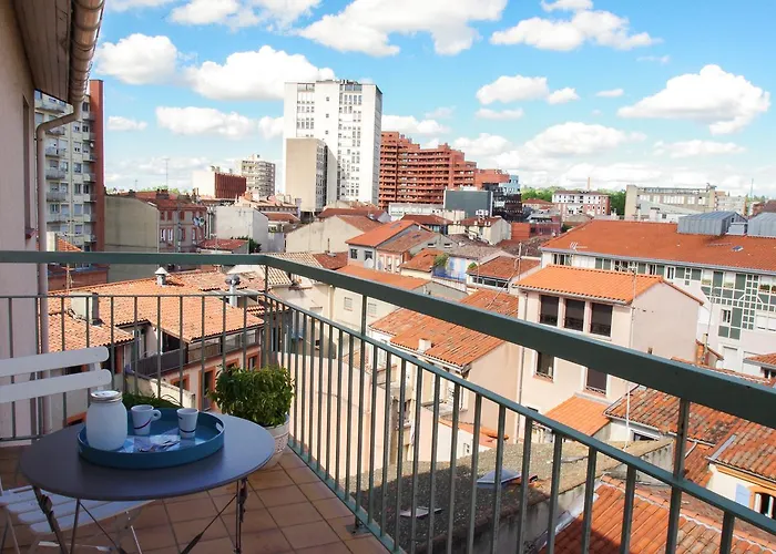 Castellane - 40 M2 Avec Balcon Et Parking